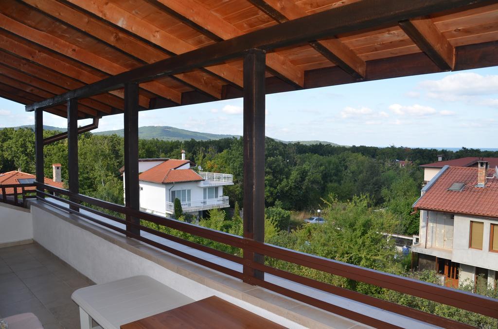 Zapovedni Rai Hotel Primorsko Exterior photo